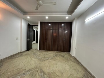 Room in 3 BHK Apartment at Saket – for Rent