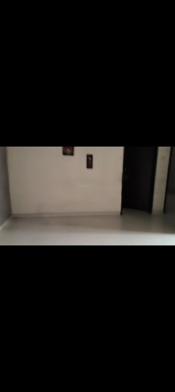 Room in 3 BHK Builder Floor at Sector 1 Greater Noida – for Rent