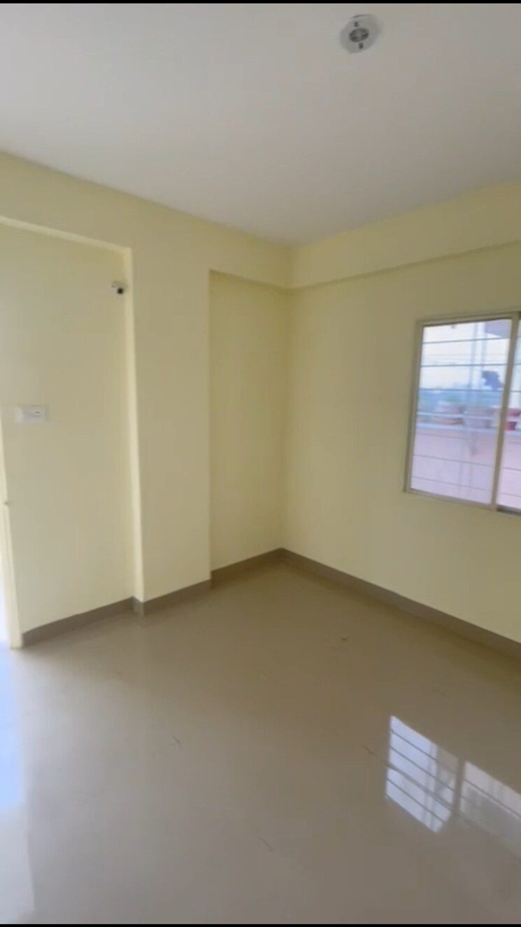 Room, hoshangabad 3 Bedroom 1250 Sq.Ft. Apartment In Hoshangabad Bhopal 9064321