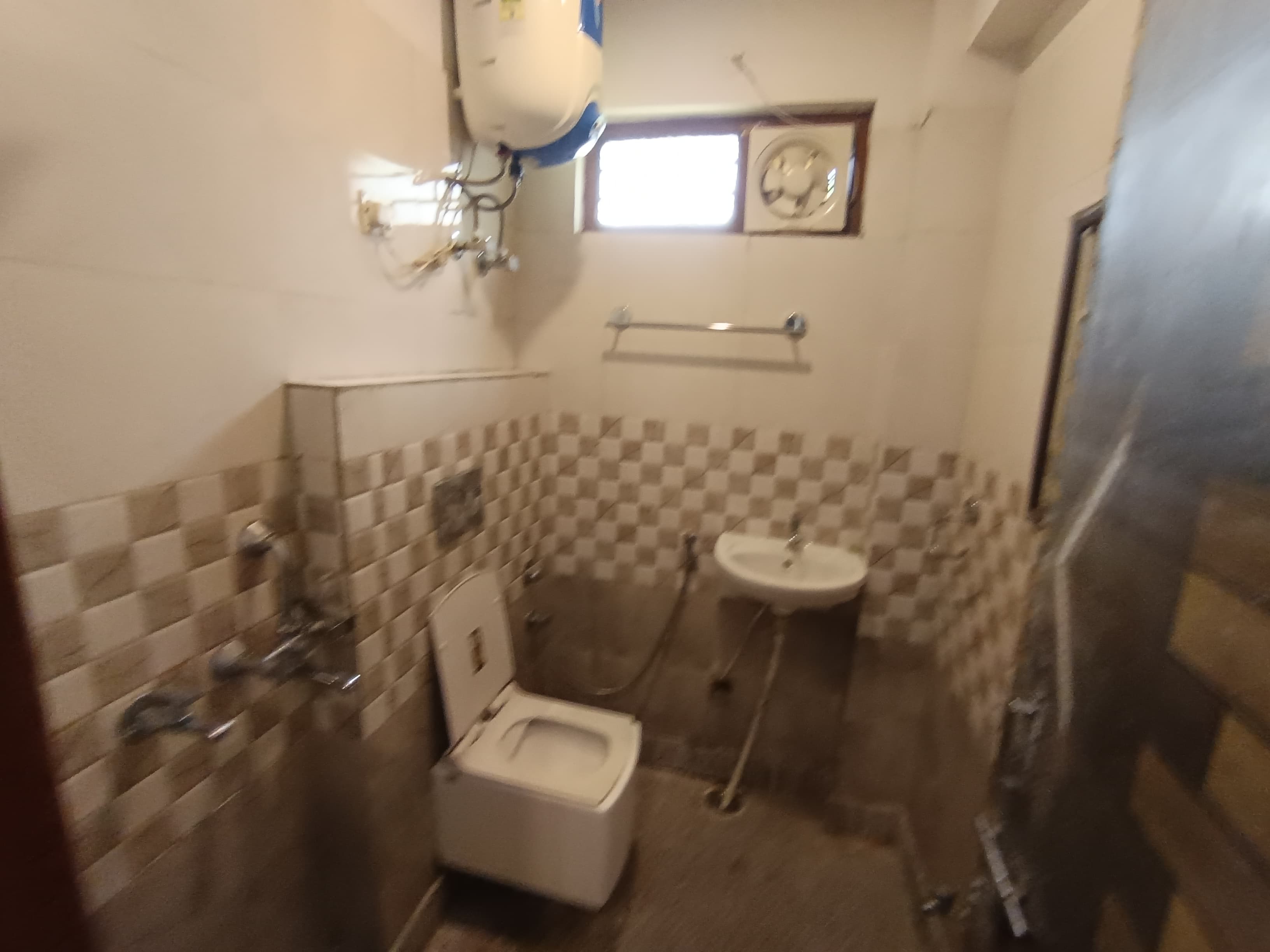 2 BHK Apartment For Rent in Supertech Ecovillage II