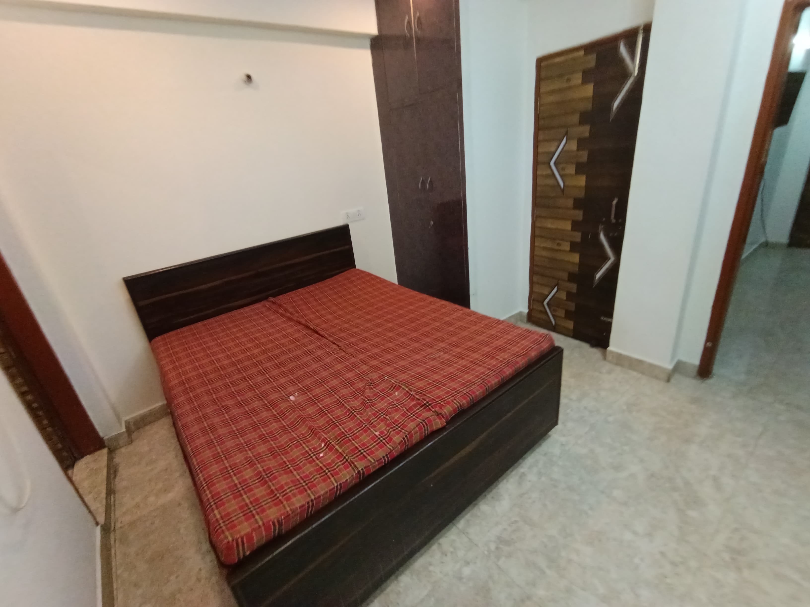 2 BHK Apartment For Rent in Supertech Ecovillage II