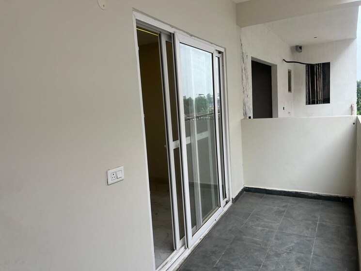 Room, hermitage-centralis 3 Bedroom 1700 Sq.Ft. Apartment In Vip Road Zirakpur 9064323