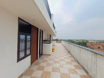 Balcony in 1 RK Builder Floor at Kishangarh – for Rent