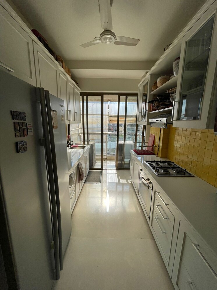 undefined, khar west 4 Bedroom 1800 Sq.Ft. Apartment In Khar West Mumbai 9064291