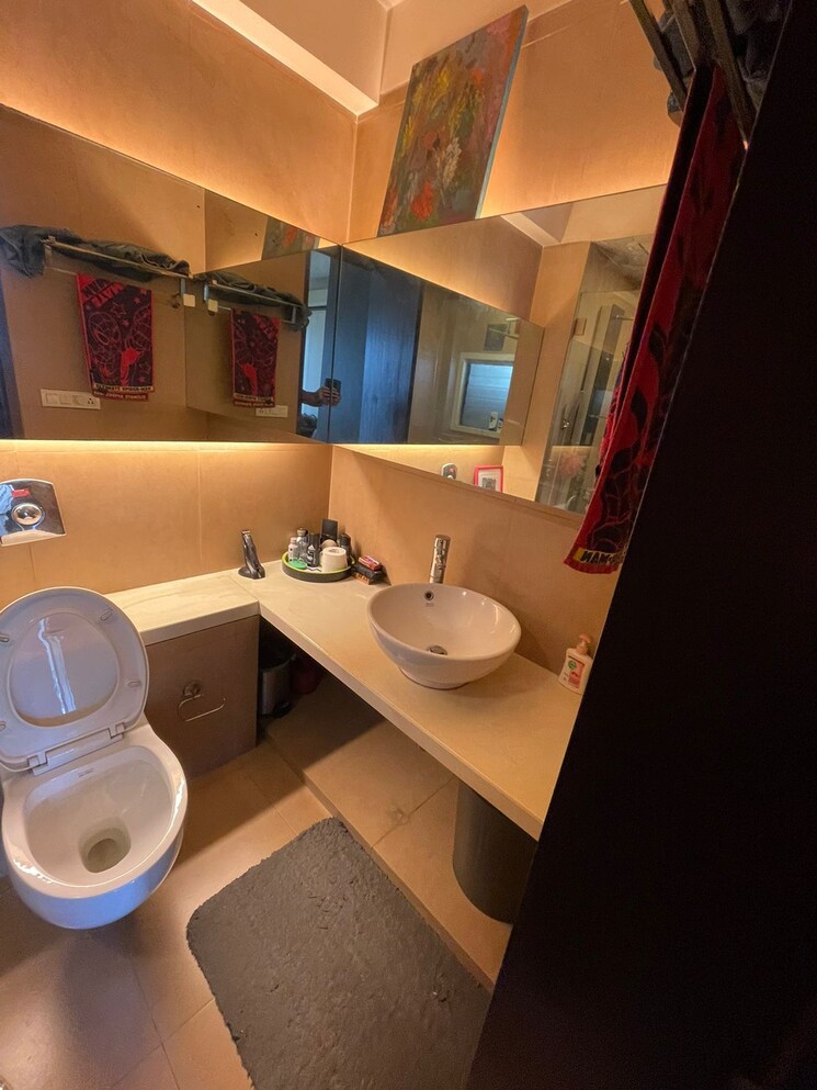 Team Area, khar west 4 Bedroom 1800 Sq.Ft. Apartment In Khar West Mumbai 9064291