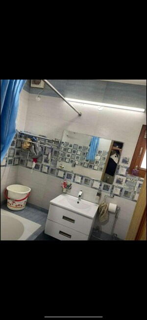 Team Area in 5 BHK Independent House at Sector 80 – for Sale