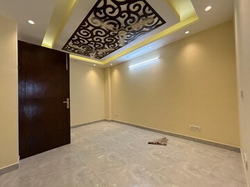 Room in 2 BHK Apartment at Saket – for Rent