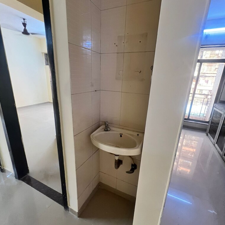 Bathroom, b-m-indravihar-residency 2 Bedroom 1180 Sq.Ft. Apartment In Kamothe Sector 36 Navi Mumbai 9064336