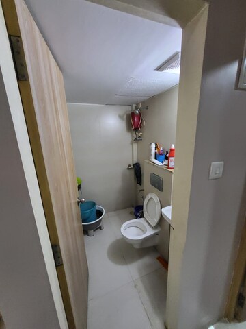 Bathroom in 1 BHK Apartment at A And O Realty Eminente, Dahisar East – for Sale
