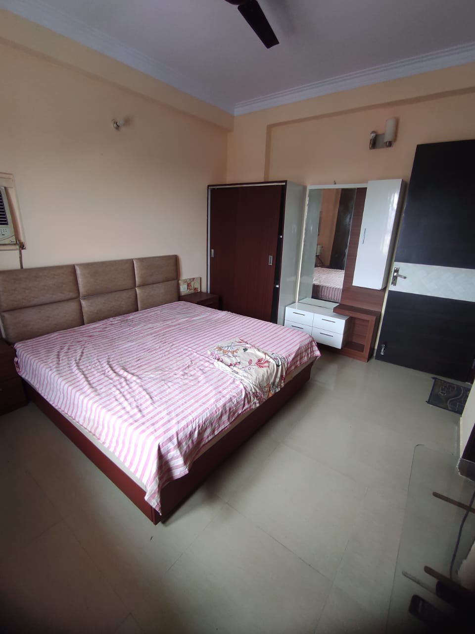 2.5 BHK + Study Room 1240 Sq.Ft. Apartment in KW Srishti