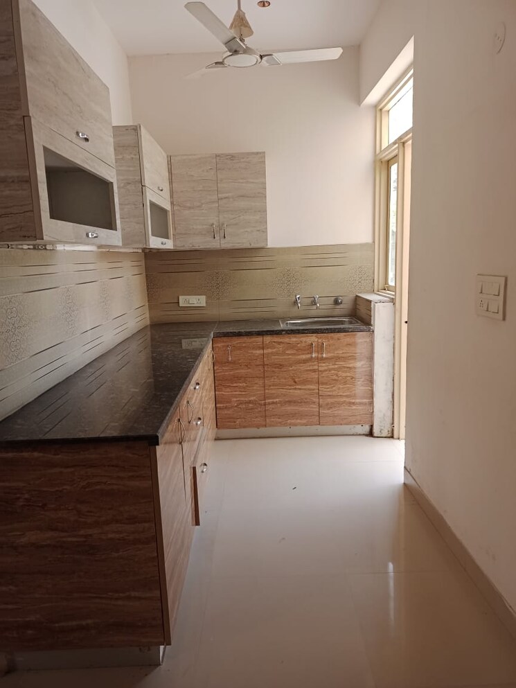 Kitchen, amolik-sankalp 3 Bedroom 1000 Sq.Ft. Apartment In Sector 85 Faridabad 9064380