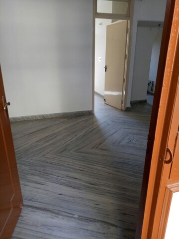 Room in 2 BHK Apartment at Ajnara Homes, Sector 16b Greater Noida – for Rent