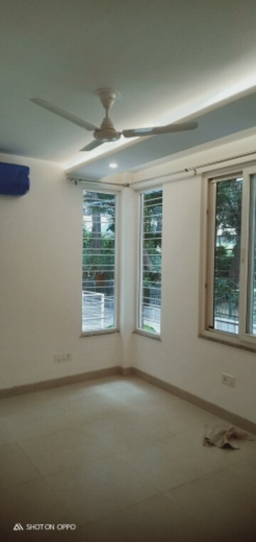 Building Lobby in 4 BHK Apartment at DDA Rosewood Apartments, Vasant Kunj – for Rent