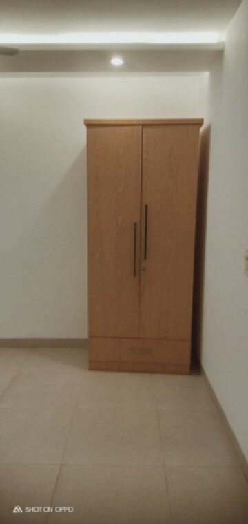 Furnished Amenities in 4 BHK Apartment at DDA Rosewood Apartments, Vasant Kunj – for Rent