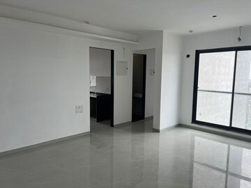 2 BHK Apartment For Sale in Dev Leo Tower, Oshiwara
