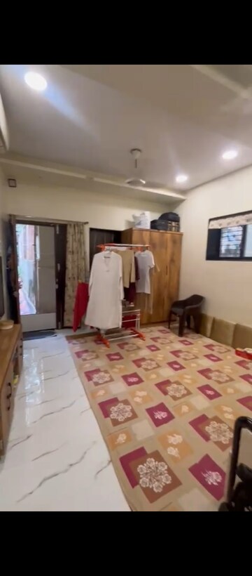 Bedroom in 1 BHK Apartment at Mazgaon – for Rent