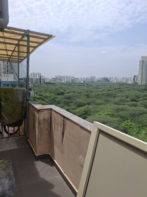 Balcony in 5 BHK Builder Floor at Suncity – for Sale