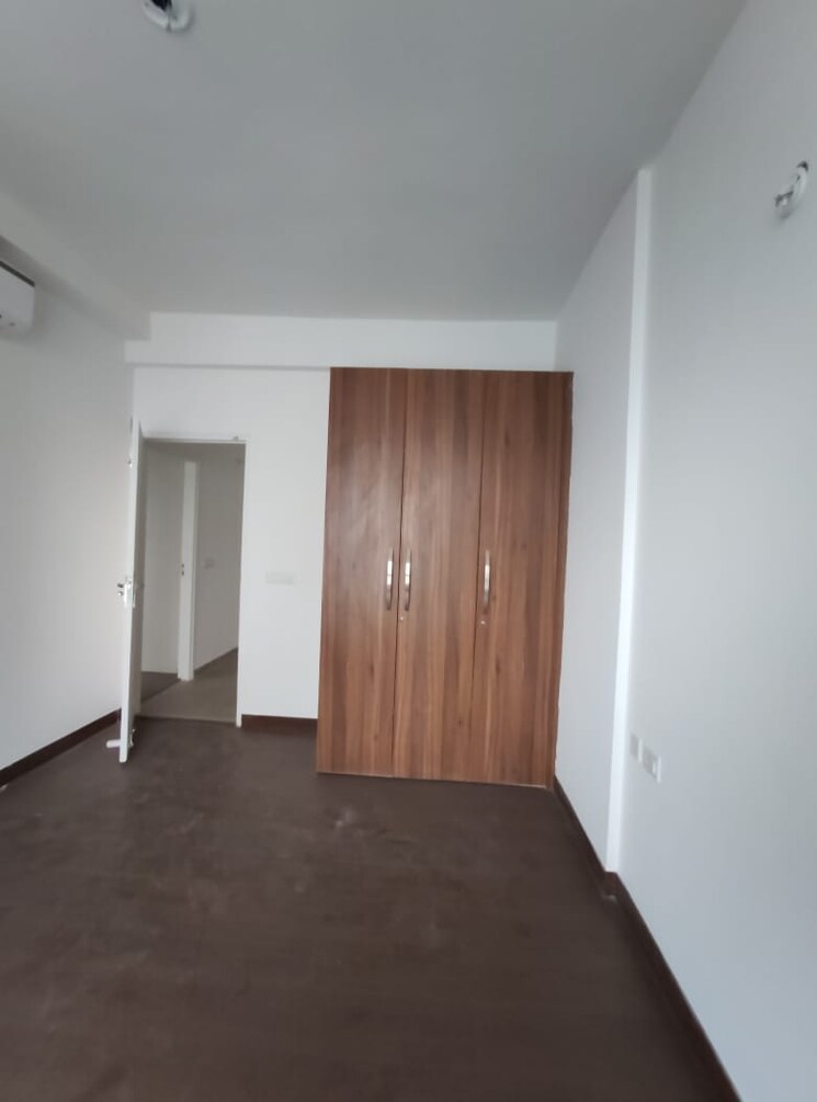 Room, tata-gurgaon-gateway 2 Bedroom 1580 Sq.Ft. Apartment In Sector 112 Gurgaon 9064413