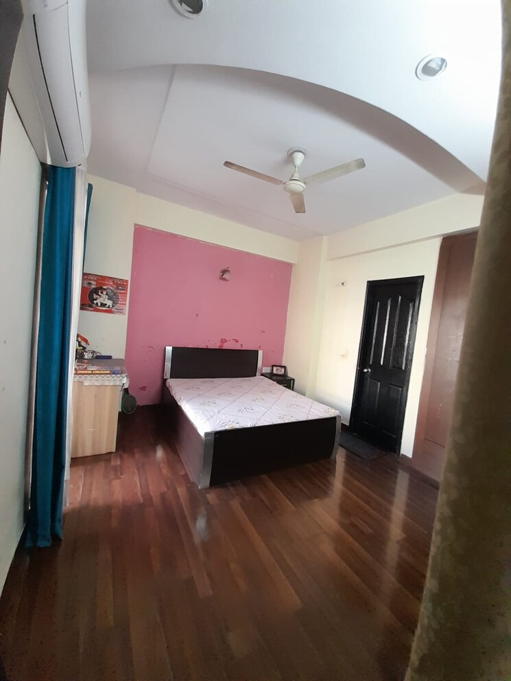 Bedroom, prateek-laurel 4 Bedroom 2100 Sq.Ft. Apartment In Sector 120 Noida 9064431