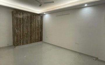 1 BHK Apartment For Rent in Saket