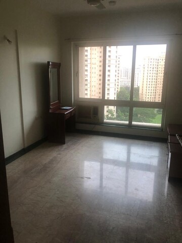 Room in 1 BHK Apartment at Hiranandani Estate, Ghodbunder Road – for Rent