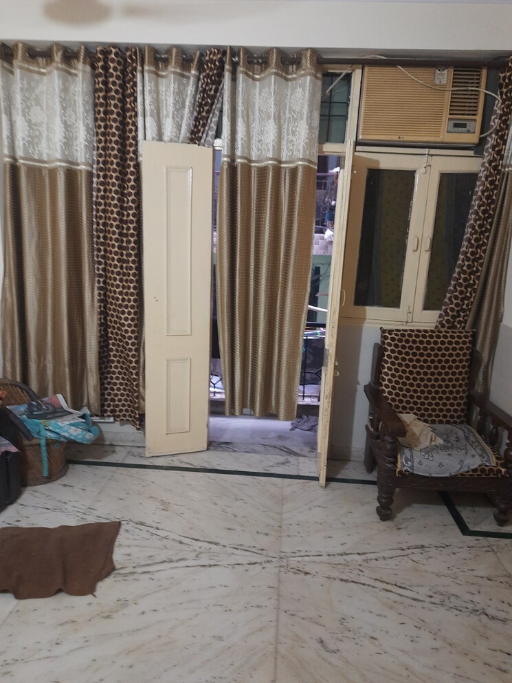 Living Room, gaur-city-2-14th-avenue 2 Bedroom 1040 Sq.Ft. Apartment In Sector 16c Greater Noida Greater Noida 9064514