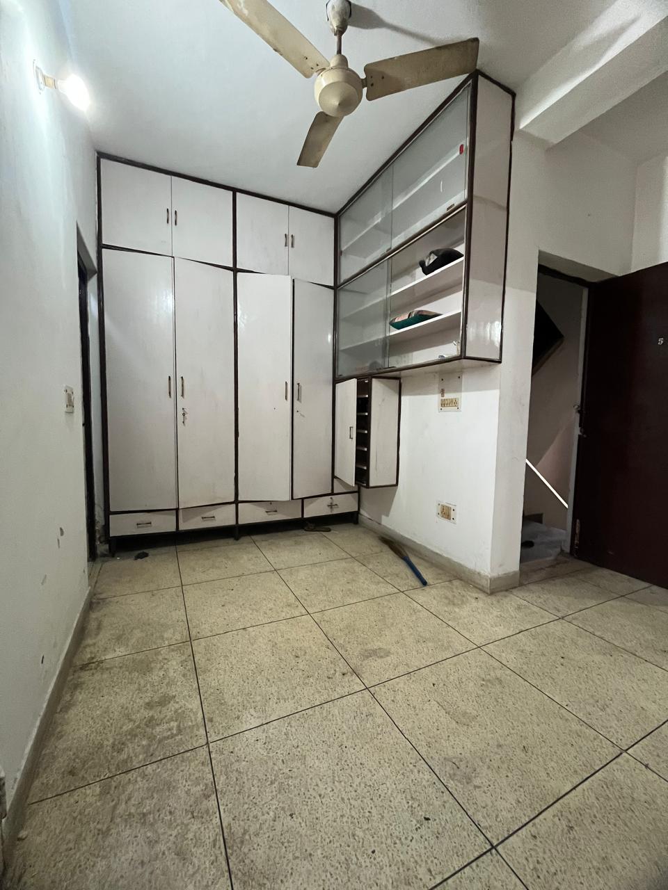 2 BHK Builder Floor For Rent in Neb Sarai