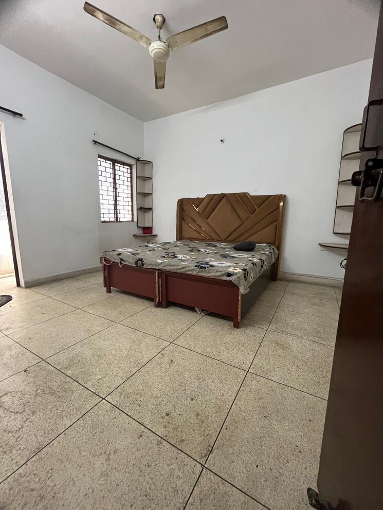 Bedroom, neb sarai 2 Bedroom 800 Sq.Ft. Builder Floor In Neb Sarai Delhi 9064543