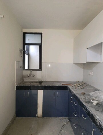 3.5 BHK Apartment For Sale in Jawahar Park