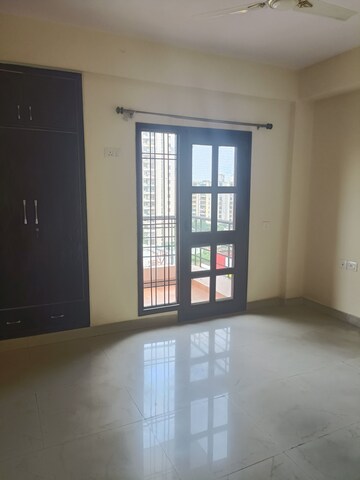 Room in 3 BHK Apartment at RPS Savana, Sector 88 – for Sale