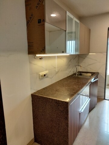 Kitchen in 2.5 BHK Apartment at Kandivali East – for Rent