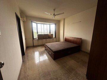 Bedroom in 3 BHK Apartment at Kalyani Nagar – for Rent