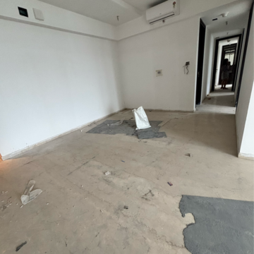 Room in 2 BHK Apartment at Lodha The Park Side, Kamala Mill – for Rent