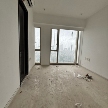 Room in 2 BHK Apartment at Lodha The Park Side, Kamala Mill – for Rent