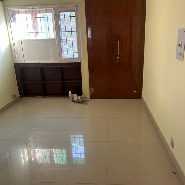 Room, rwa-jalvayu-vihar-noida 2 Bedroom 1000 Sq.Ft. Apartment In Sector 25 Noida 9064626