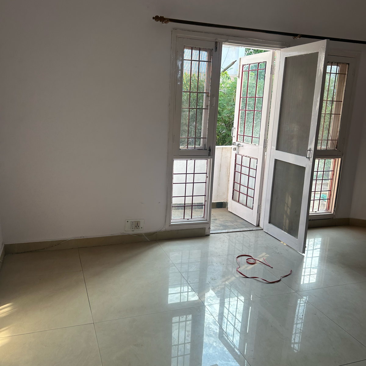 2 BHK + Study Room Apartment For Sale in Rwa Jalvayu Vihar Noida