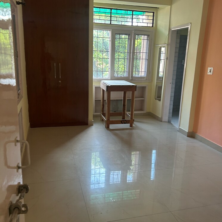 Room, rwa-jalvayu-vihar-noida 2 Bedroom 1000 Sq.Ft. Apartment In Sector 25 Noida 9064626