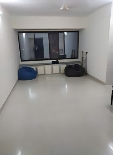 2 BHK Apartment For Rent in Prabhadevi
