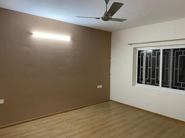 Room in 3 BHK Apartment at Shriram Chirping Woods, Harlur – for Rent