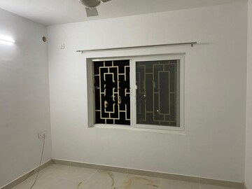 Room in 3 BHK Apartment at Shriram Chirping Woods, Harlur – for Rent