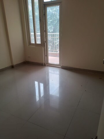 Room in 2.5 BHK Apartment at Habitech Panch Tatva, Tech Zone 4 Greater Noida – for Sale