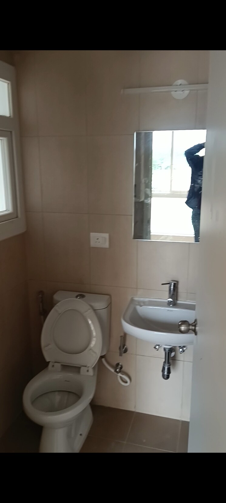 Bathroom, brigade-el-dorado 3 Bedroom 1043 Sq.Ft. Apartment In Bagaluru Bangalore 9064779