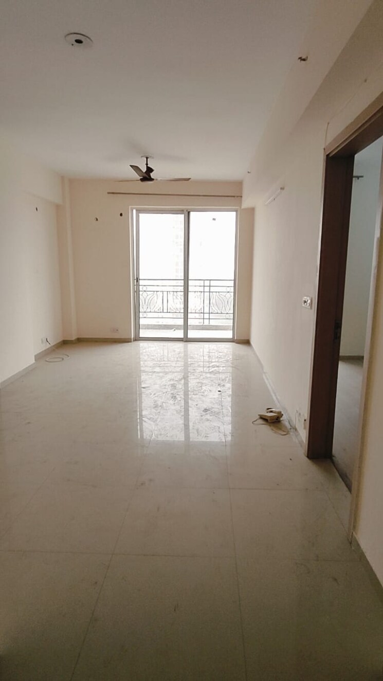Room, dlf-new-town-heights-ii 3.5 Bedroom 1400 Sq.Ft. Apartment In Sector 86 Gurgaon 9064790