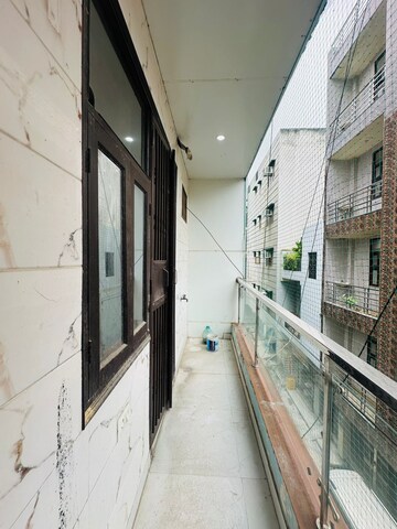 Balcony in 2 BHK Builder Floor at Dwarka Mor – for Rent