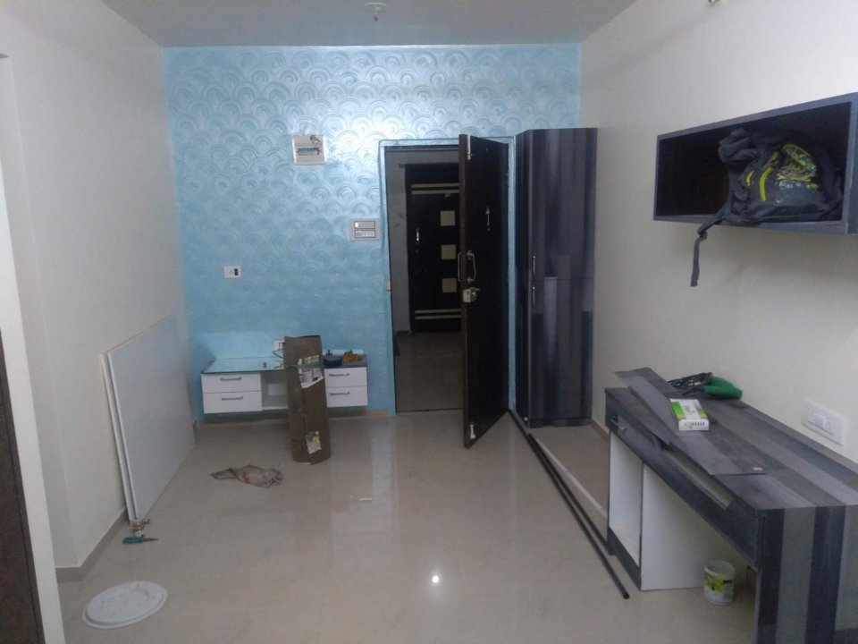1 BHK + Servant Room Apartment For Sale in Bright Silver
