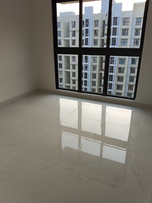 2 BHK Apartment For Sale in Runwal Gardens, Dombivli East