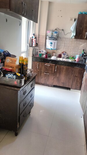 Kitchen in 4 BHK Builder Floor at BPTP Parkland Pride, Sector 77 – for Sale