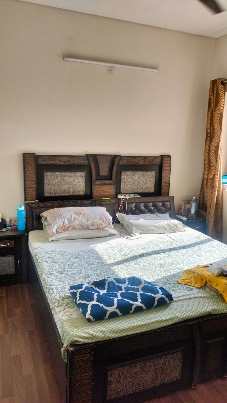 Bedroom, bptp-parkland-pride 4 Bedroom 250 Sq.Ft. Builder Floor In Sector 77 Faridabad 9064858