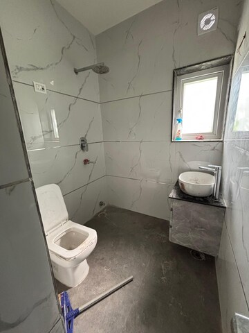 Bathroom in 3 BHK Apartment at DDA Rosewood Apartments, Vasant Kunj – for Rent