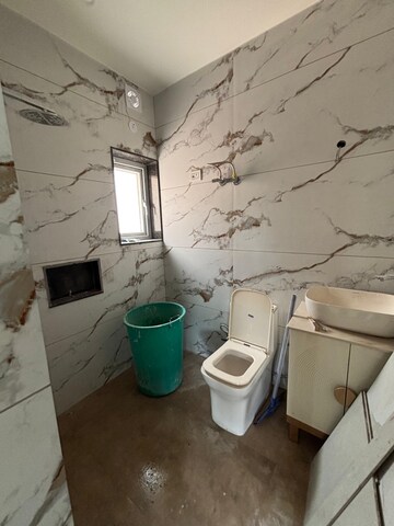 Bathroom in 3 BHK Apartment at DDA Rosewood Apartments, Vasant Kunj – for Rent